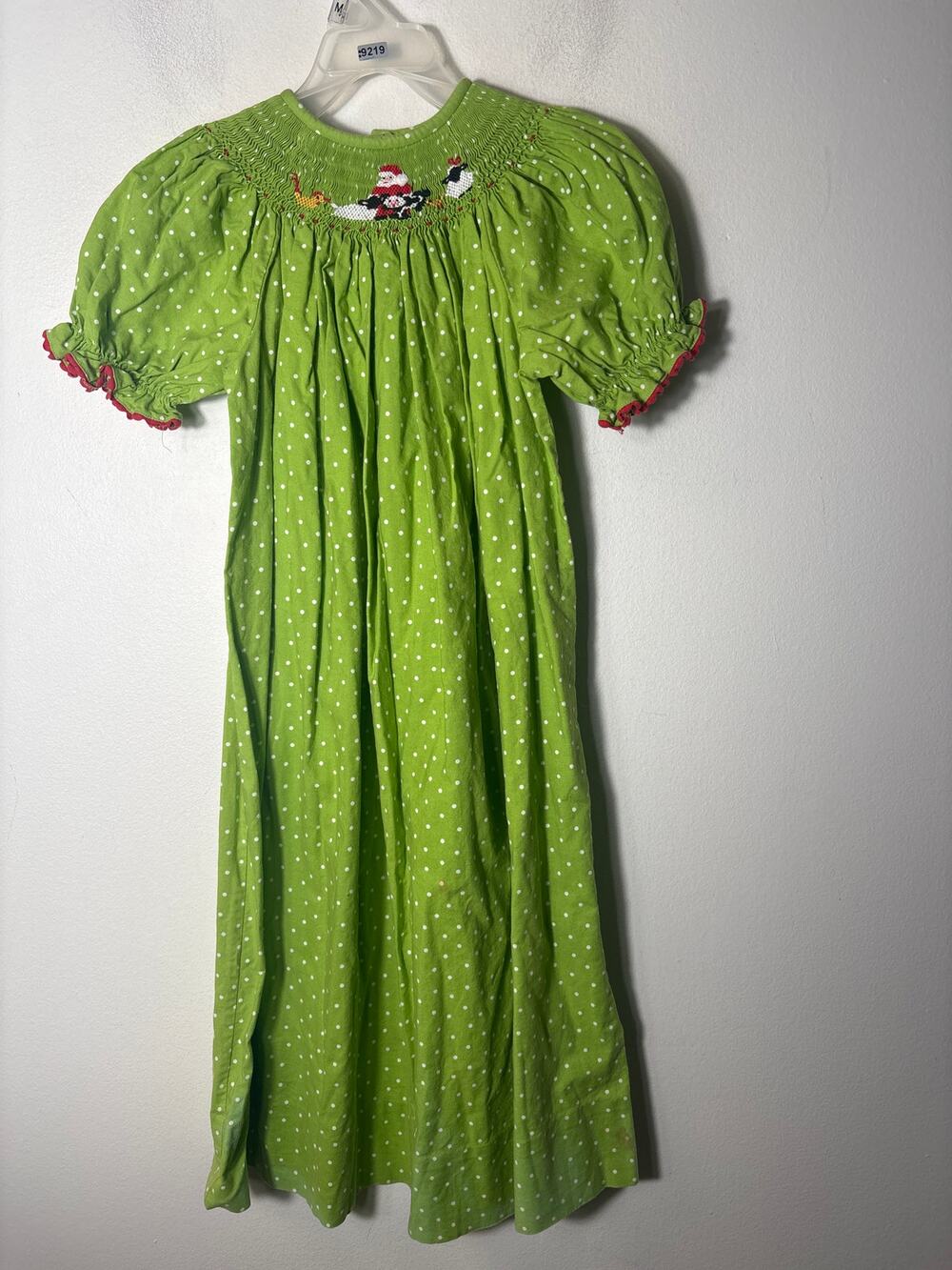 Girls Vintage Amanada Remembered Green dot Smocked Santa Dress Sz 6